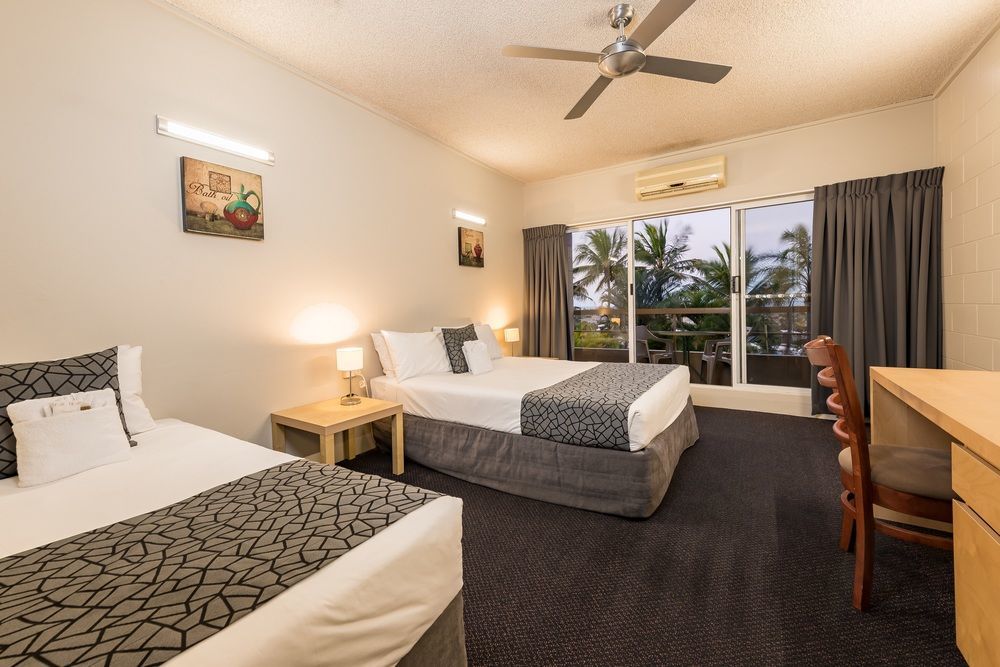 Camelot Motel Gladstone Eksteriør billede