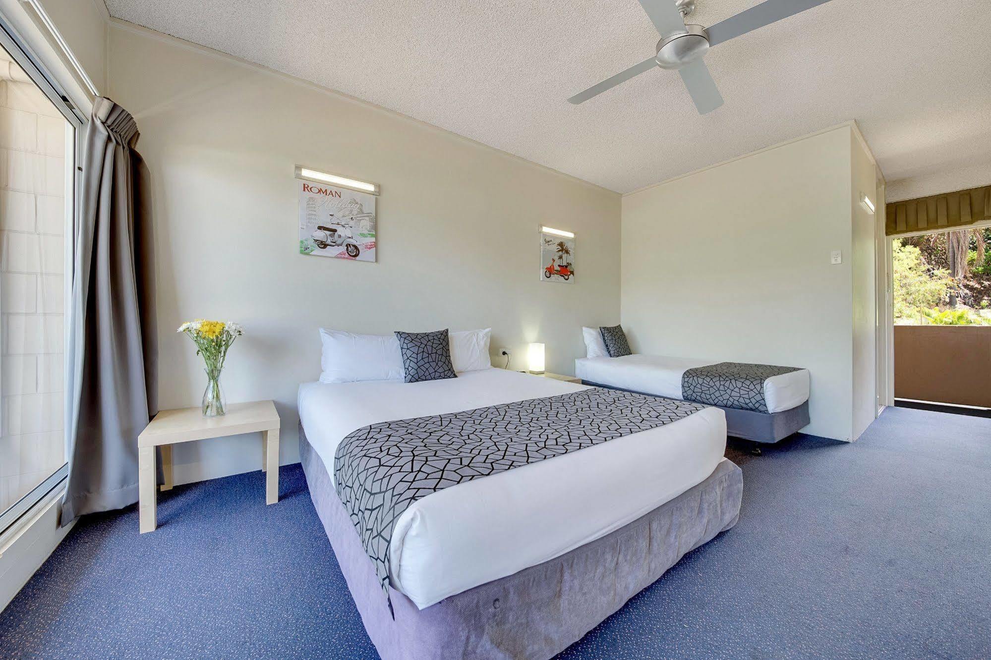 Camelot Motel Gladstone Eksteriør billede